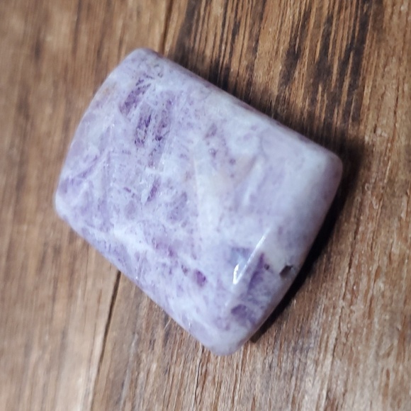 P204 lepidolite with quartz tower charm pendant gemstone - Picture 2 of 2